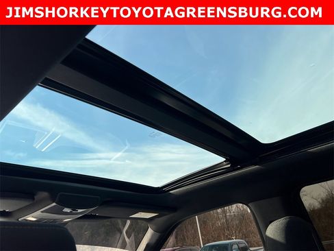 Used 2018 Ford F150 XLT w/ Equipment Group 302A Luxury image 30