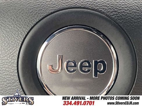 Used 2019 Jeep Grand Cherokee Limited AWD/4WD image 33