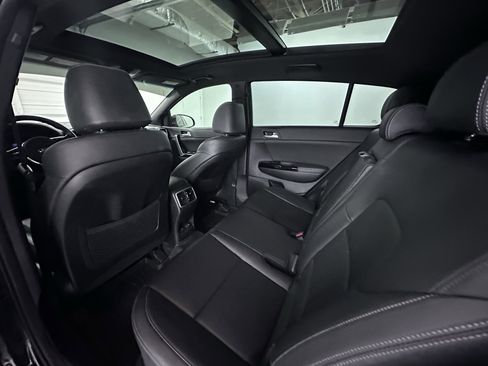 Used 2021 Kia Sportage S w/ S AWD Premium Package image 25