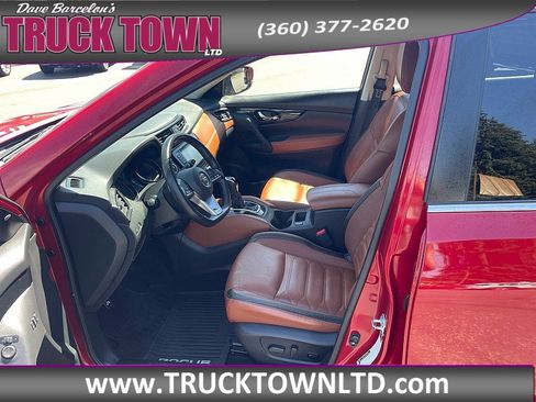 Used 2017 Nissan Rogue SL w/ SL Premium Package AWD/4WD image 9