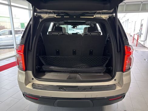 Used 2023 Chevrolet Tahoe Z71 w/ Luxury Package image 9