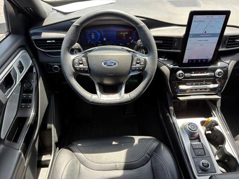Used 2023 Ford Explorer ST w/ Equipment Group 401A AWD/4WD image 4