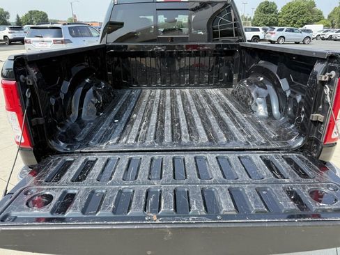 Used 2019 RAM 1500 Big Horn AWD/4WD image 10
