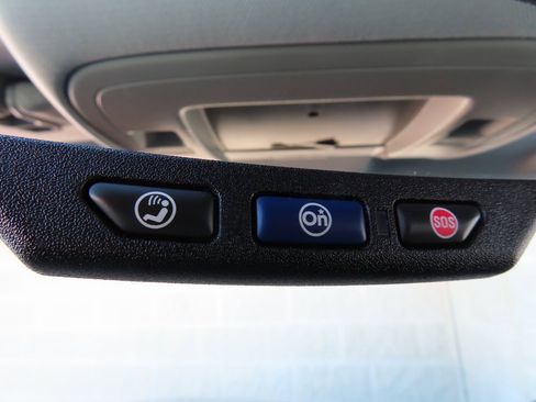 Used 2015 GMC Sierra 1500 SLE w/ All-Terrain Package image 10