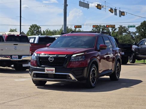 Used 2023 Nissan Pathfinder Rock Creek image 2
