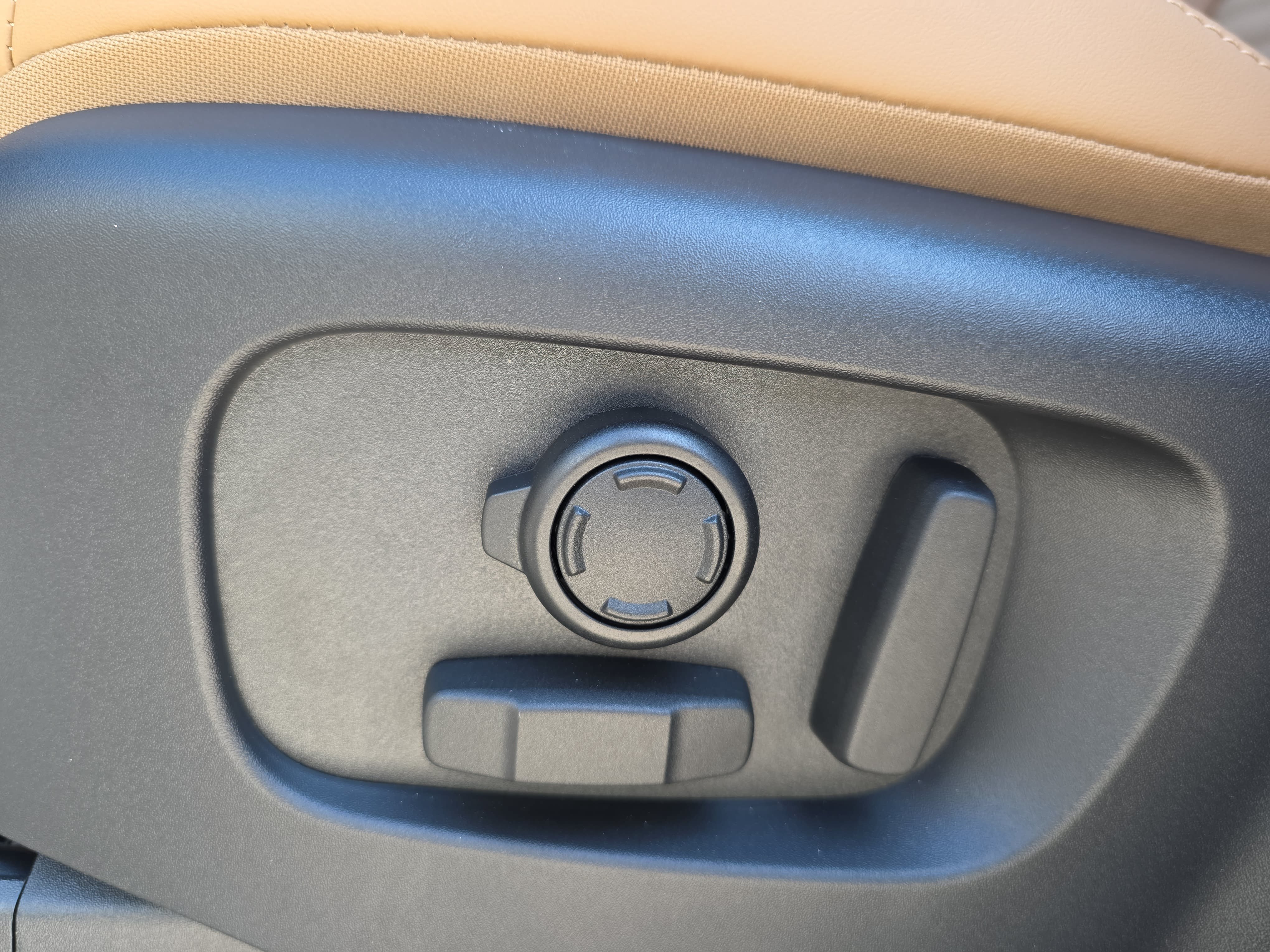 New 2026 Land Rover Discovery Dynamic SE AWD/4WD image 29