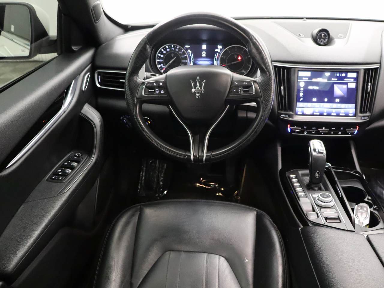 Used 2023 Maserati Levante Modena AWD/4WD image 15