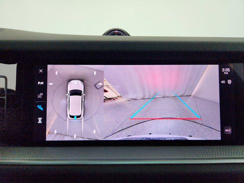 Used 2024 Porsche Cayenne S image 28