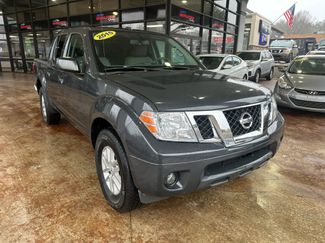 Used 2015 Nissan Frontier SV video 1