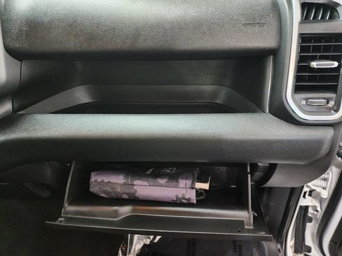 Used 2022 RAM 2500 Big Horn AWD/4WD image 31