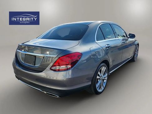 Used 2017 Mercedes-Benz C 300 4MATIC Sedan image 3