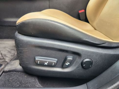 Used 2014 Lexus CT 200h 200h image 24