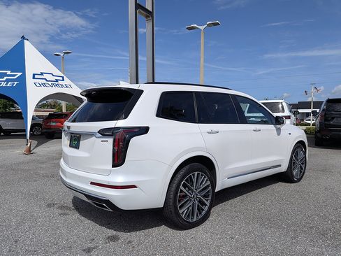 Certified 2024 Cadillac XT6 Sport AWD/4WD image 2