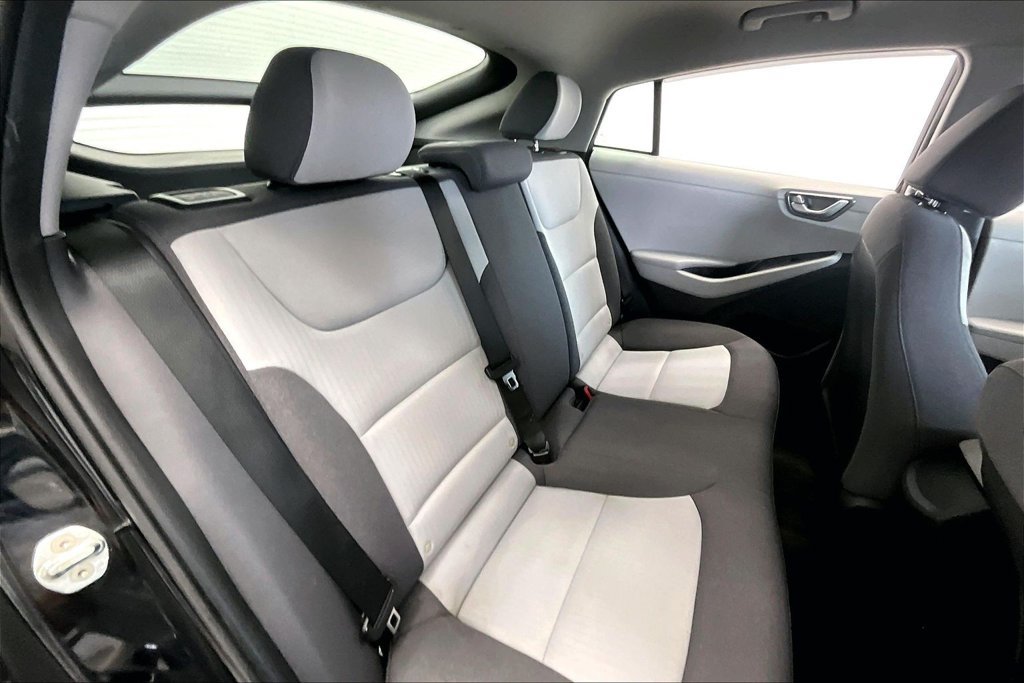 Used 2020 Hyundai Ioniq Blue FWD image 28