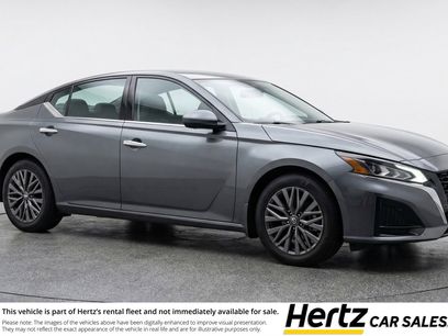 Used 2025 Nissan Altima 2.5 SV
