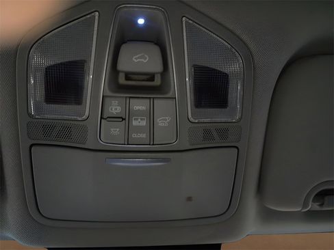 Used 2017 Hyundai Santa Fe Sport w/ 2.0T Ultimate Tech Package 05 image 18