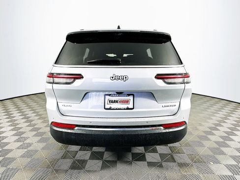 Certified 2024 Jeep Grand Cherokee L Limited w/ Luxury Tech Group II image 10