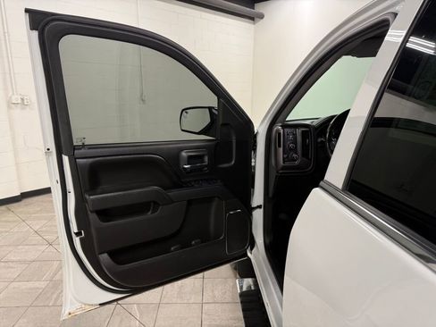 Used 2016 GMC Sierra 1500 SLE image 16