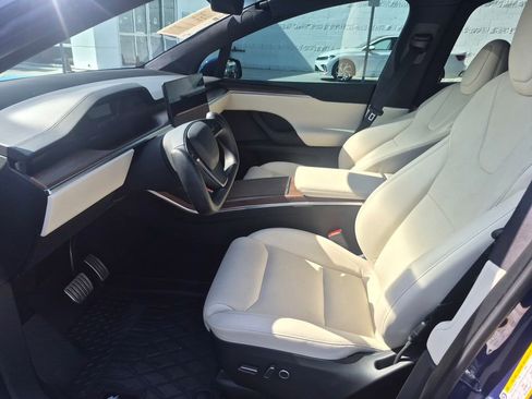 Used 2022 Tesla Model X AWD/4WD image 14