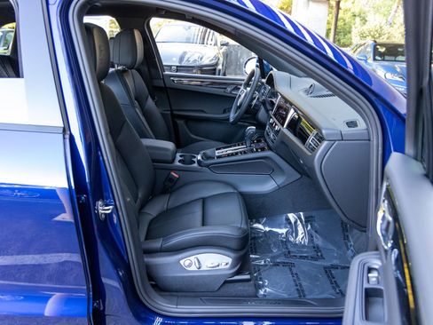 New 2026 Porsche Macan image 54