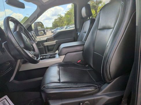 Used 2018 Ford F350 Lariat w/ Lariat Value Package AWD/4WD image 5