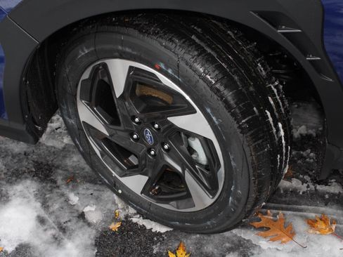 New 2025 Subaru Crosstrek 2.5i Limited image 9