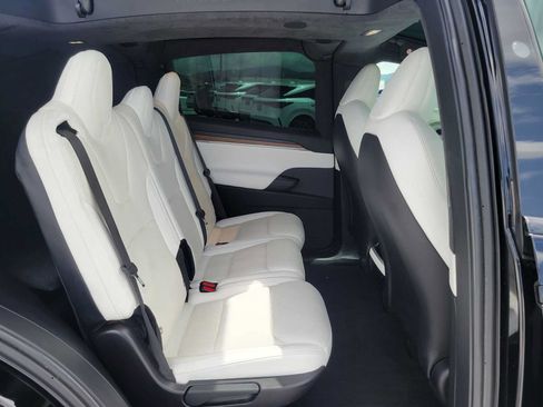 Used 2022 Tesla Model X Plaid AWD/4WD image 12