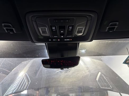 Used 2024 Chevrolet Silverado 2500 High Country w/ Midnight Edition AWD/4WD image 22