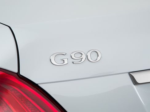 Used 2017 Genesis G90 5.0 Ultimate AWD/4WD image 62