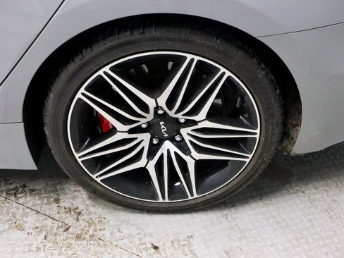 Used 2023 Kia Stinger GT2 image 21