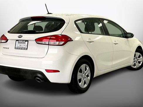 Used 2018 Kia Forte LX image 12