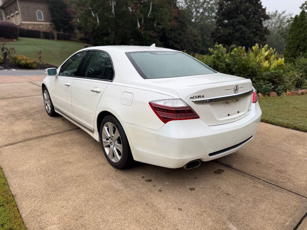 Used 2010 Acura RL w/ Technology Package AWD/4WD image 8