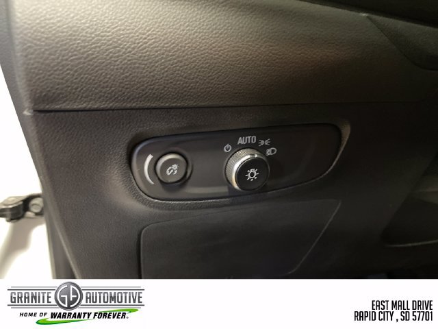 Used 2025 Buick Encore GX Preferred AWD/4WD image 30