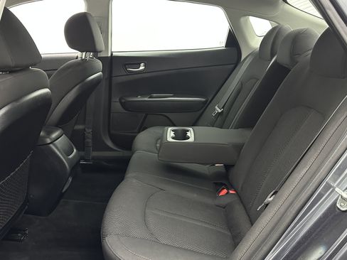 Used 2020 Kia Optima LX image 24