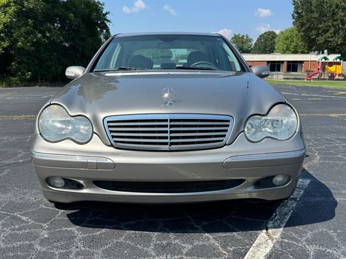 Used 2004 Mercedes-Benz C 240 Sedan image 11