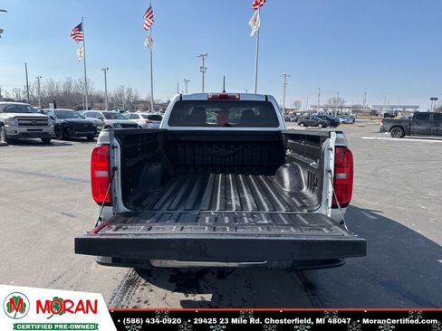 Used 2018 Chevrolet Colorado W/T w/ WT Convenience Package image 19