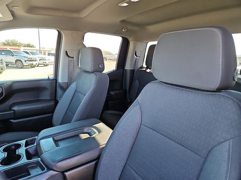 Used 2022 Chevrolet Silverado 1500 Custom w/ Safety Confidence Package image 11