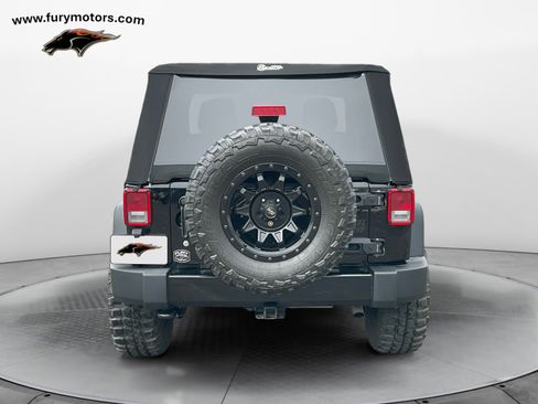 Used 2017 Jeep Wrangler Sport image 4