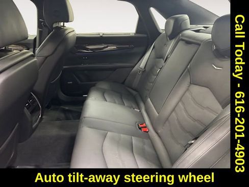 Used 2018 Cadillac CT6 Luxury image 21