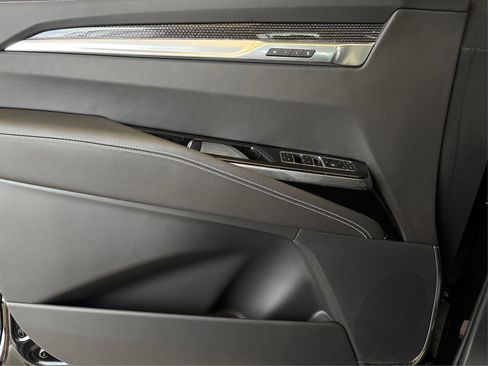 New 2026 Cadillac Escalade ESV V AWD/4WD image 20