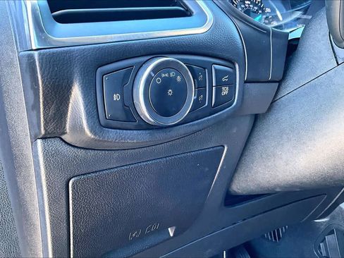 Used 2023 Ford Edge Titanium image 35