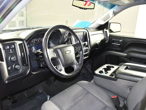 Used 2018 Chevrolet Silverado 1500 LT w/ All Star Edition AWD/4WD image 2