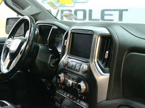 Used 2021 GMC Sierra 1500 SLE w/ X31 Off-Road Package AWD/4WD image 12