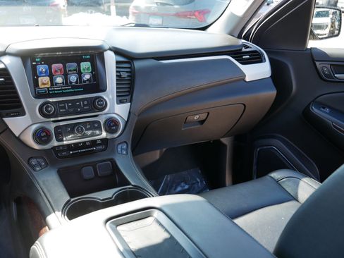 Used 2019 GMC Yukon XL SLT w/ Open Road Package AWD/4WD image 22