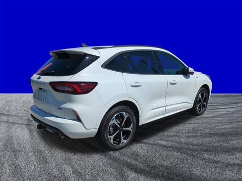 New 2026 Ford Escape ST-Line Elite w/ Class II Trailer Tow Package image 4