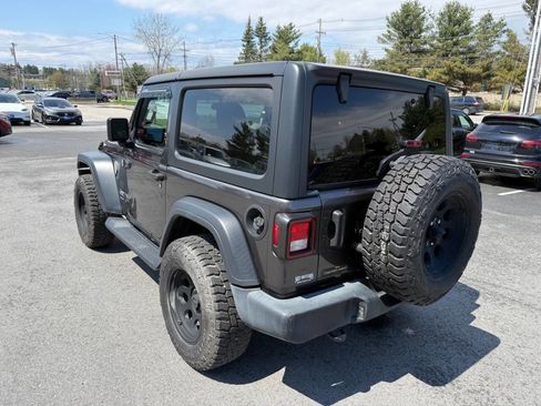 Used 2020 Jeep Wrangler Sport AWD/4WD image 9