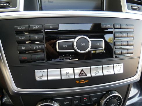 Used 2015 Mercedes-Benz ML 350 4MATIC image 71