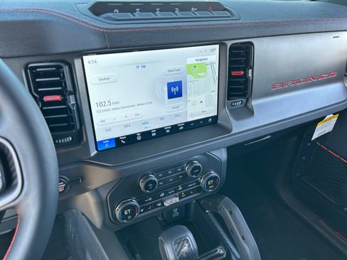 New 2025 Ford Bronco Raptor w/ Interior Carbon Fiber Pack AWD/4WD image 11