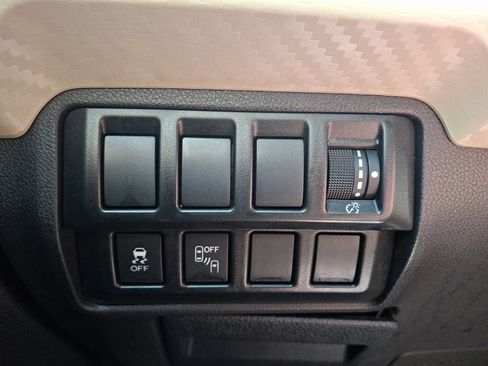Used 2019 Subaru Ascent Premium w/ Popular Package #1 AWD/4WD image 25