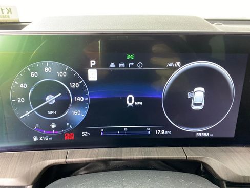 Certified 2024 Kia Telluride SX Prestige w/ Towing Package AWD/4WD image 19